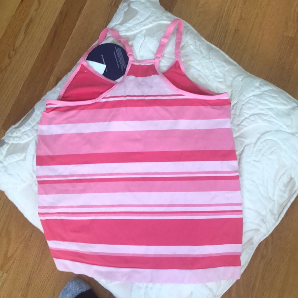 Performance Stretch Tank - Picture 4 of 5
